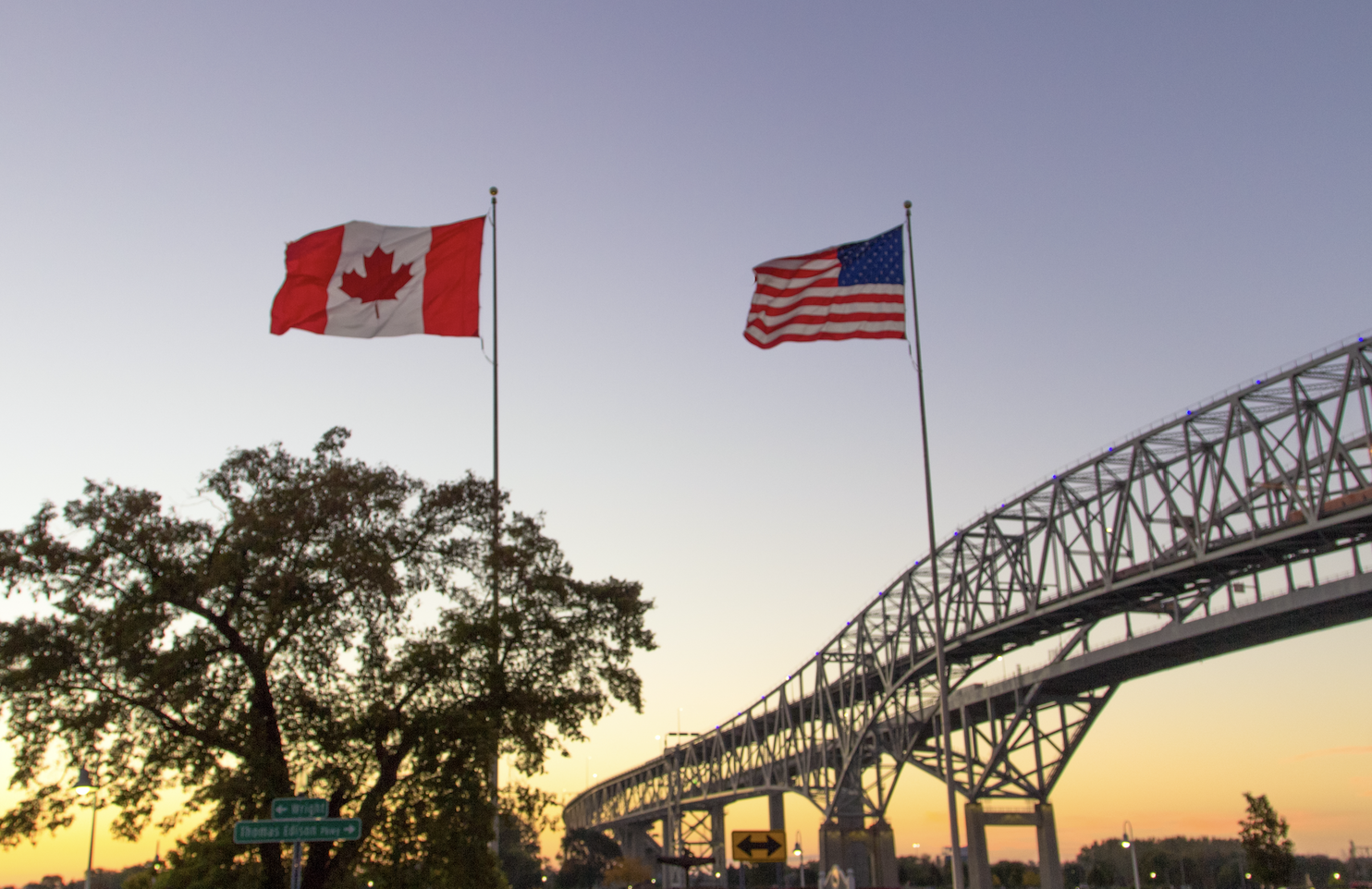 U S Canada border crossing  to close supply chain 